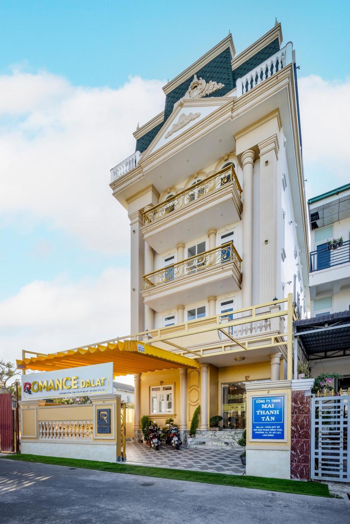 Romance Hotel Dalat Exterior photo